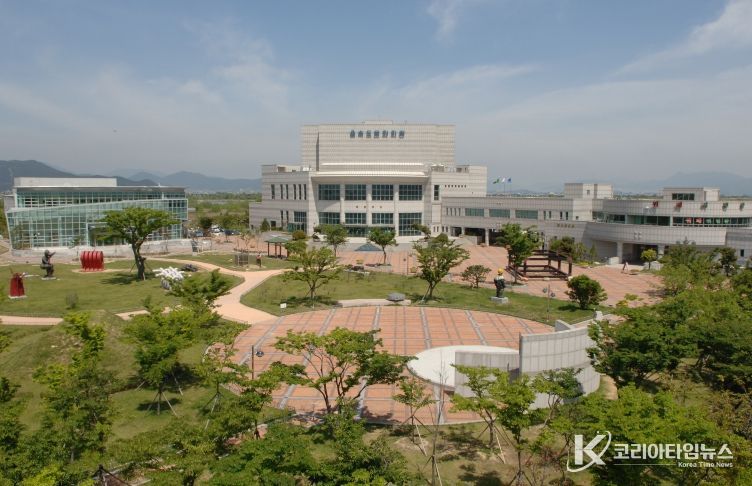 을숙도문화회관 전경