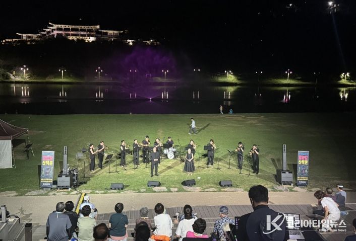 2025년 진행된 ‘밀양강 산책콘’ 공연 모습