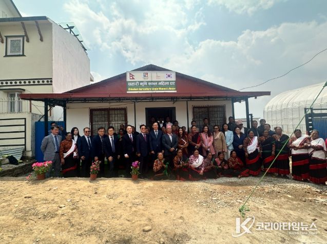 철원군수 이현종, 주네팔대한민국대사 박태용, 네팔랄릿푸르시 시장, 여성단체 회장