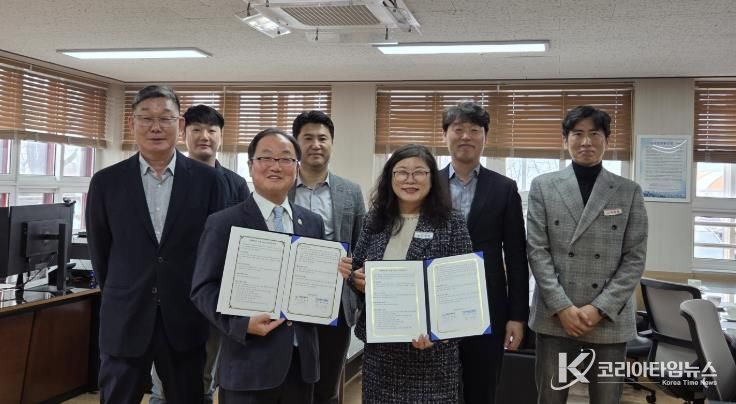 김해시 장유스포츠센터, 장애학생 수영교실 운영 업무협약 체결