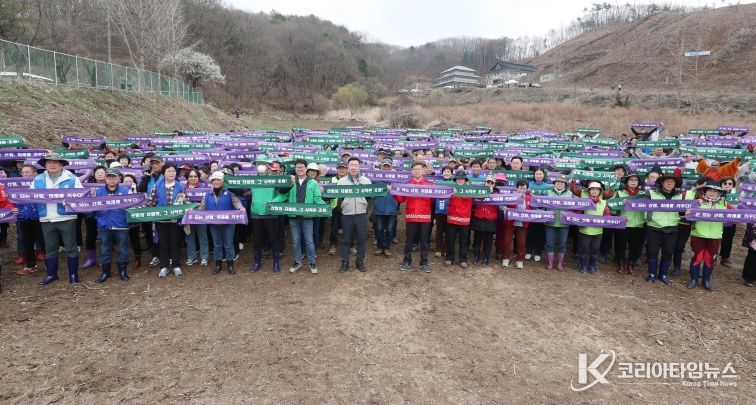 청주시, 식목일 맞아 1만4,700본 식재… 탄소중립 실천