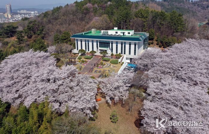 진주시립도서관, ‘시민참여형 문화 플랫폼’ 자리매김