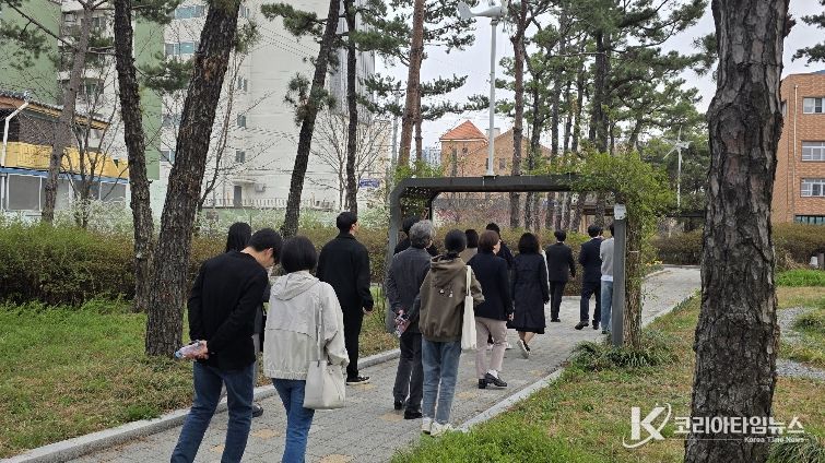 초록꿈마당 워크숍 (유성고 생태전환교육 체험장 탐방 모습)