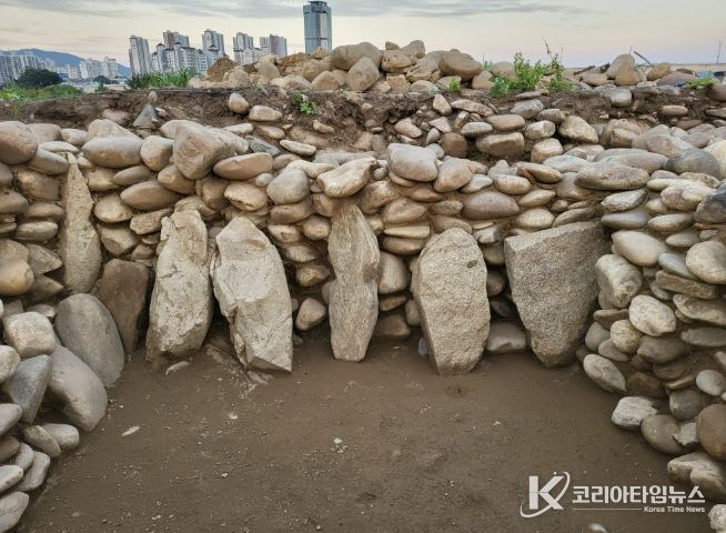 양평 양강섬 적석분구묘