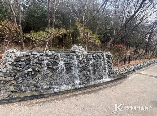 월명공원벽천수경시설