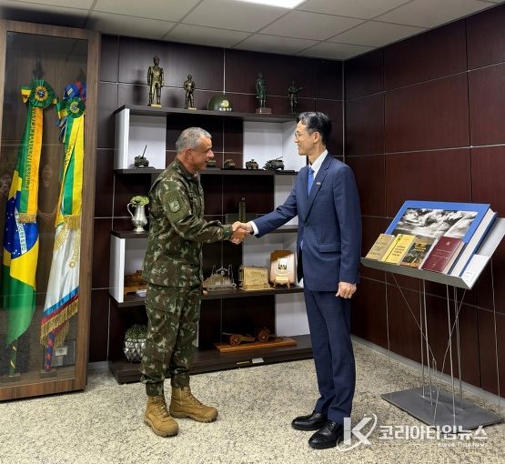 브라질 육군참모총장 면담
