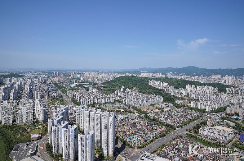 1. 천안시 전경.