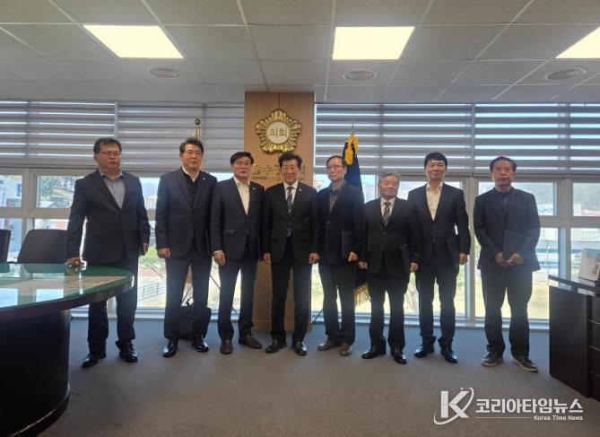 장수군의회, 2025회계연도 결산검사 위원 위촉장 수여