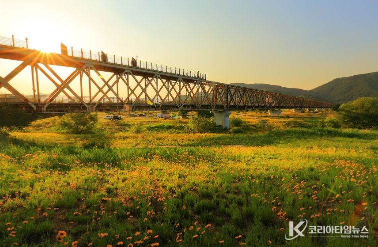 김해낙동강레일파크 `왕의 노을` 모습 낙조 모습